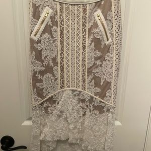 Three floor midi white skirt